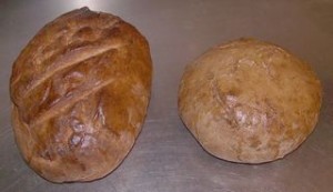 Eric's erstes gebackenes Brot in Neuseeland mit Lecker Kruste!